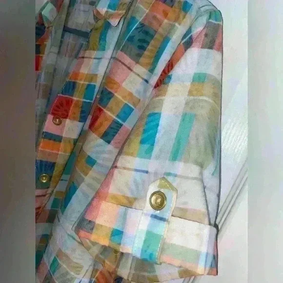 ❤️ 3/$15 Pastel Floral Plaid Collared Short Sleeve Button Up - Picture 3 of 6